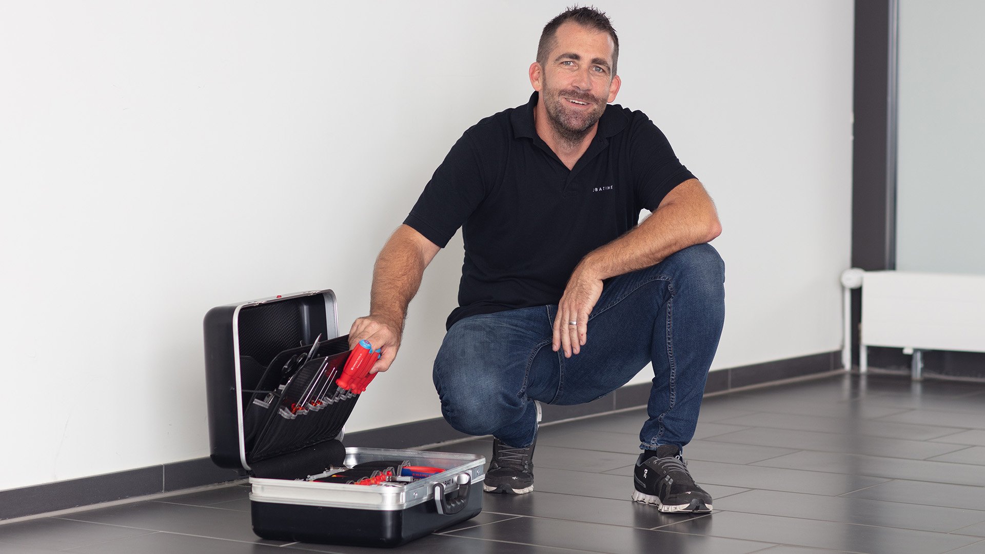 Mobatime-Zutrittskontrolle-Wartung_muf